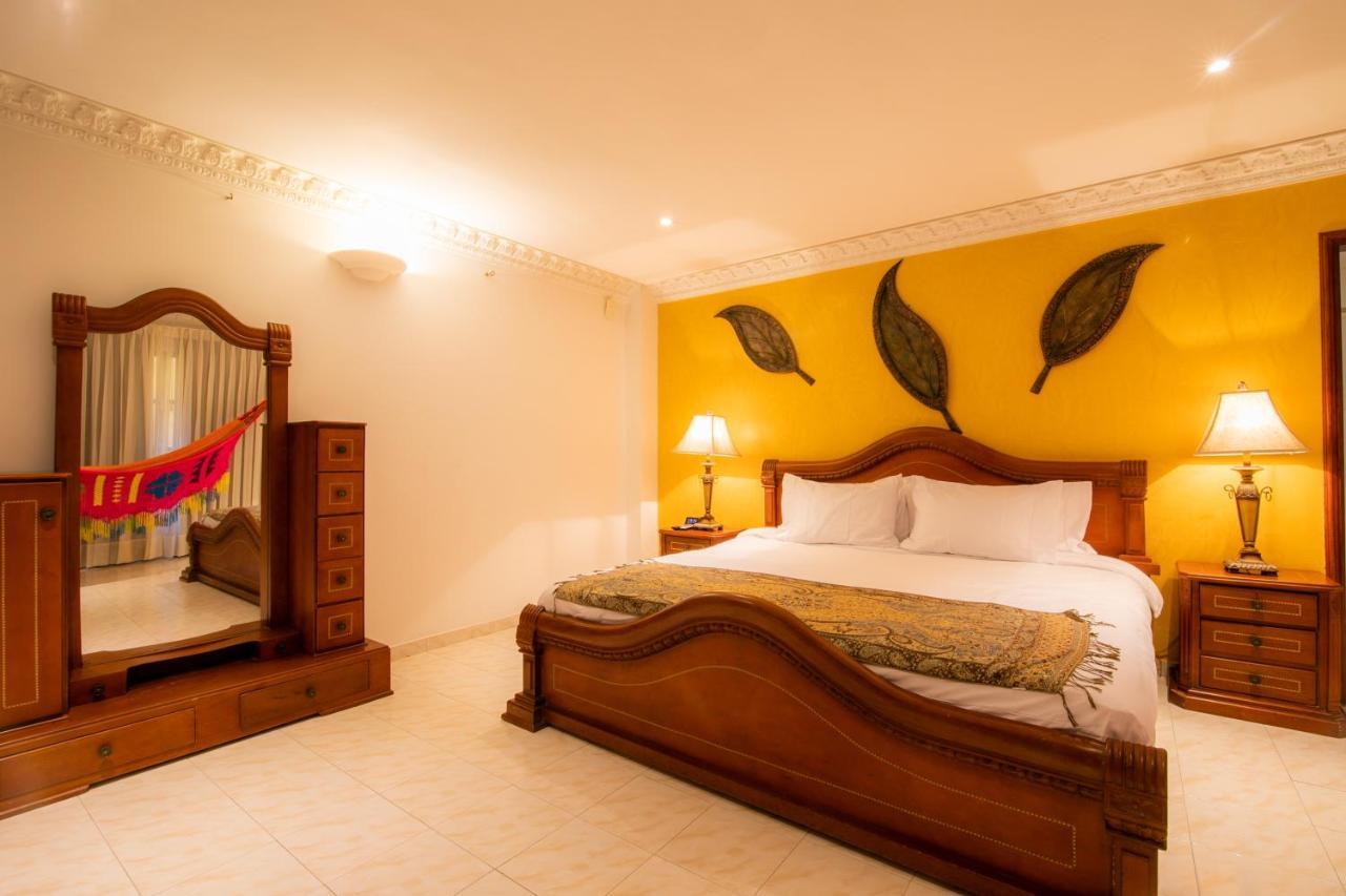 Piemont Hotel Boutique Картахена Экстерьер фото